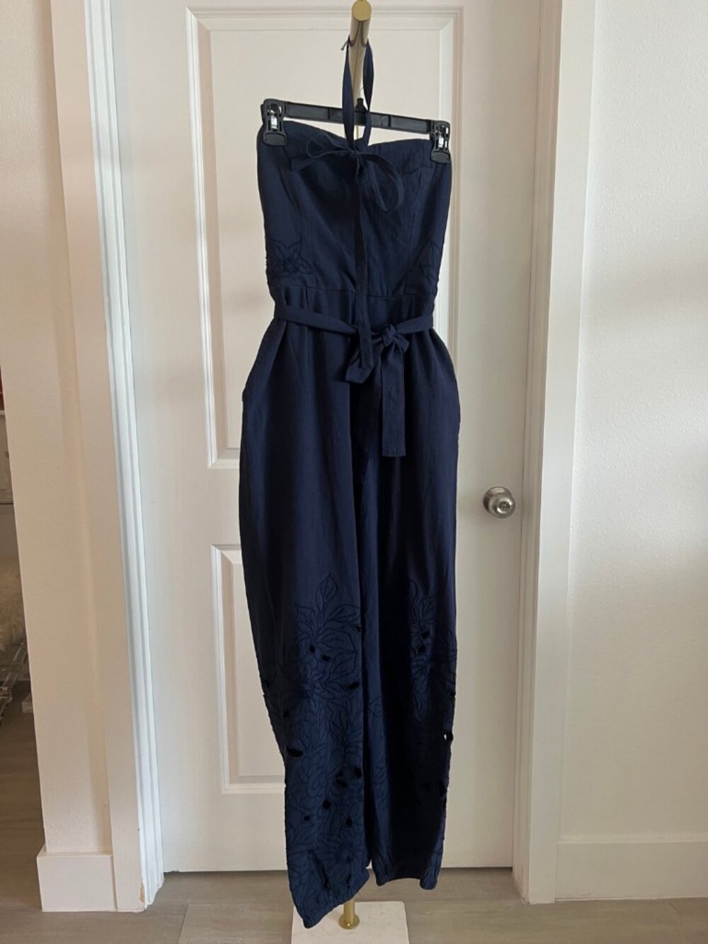 Anthropologie Maeve Tabita Jumpsuit 8 NWT Navy Embroidered Floral Halter Belted